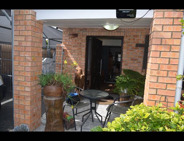 4 BEDROOM HOUSE FOR SALE IN NOORSEKLOOF